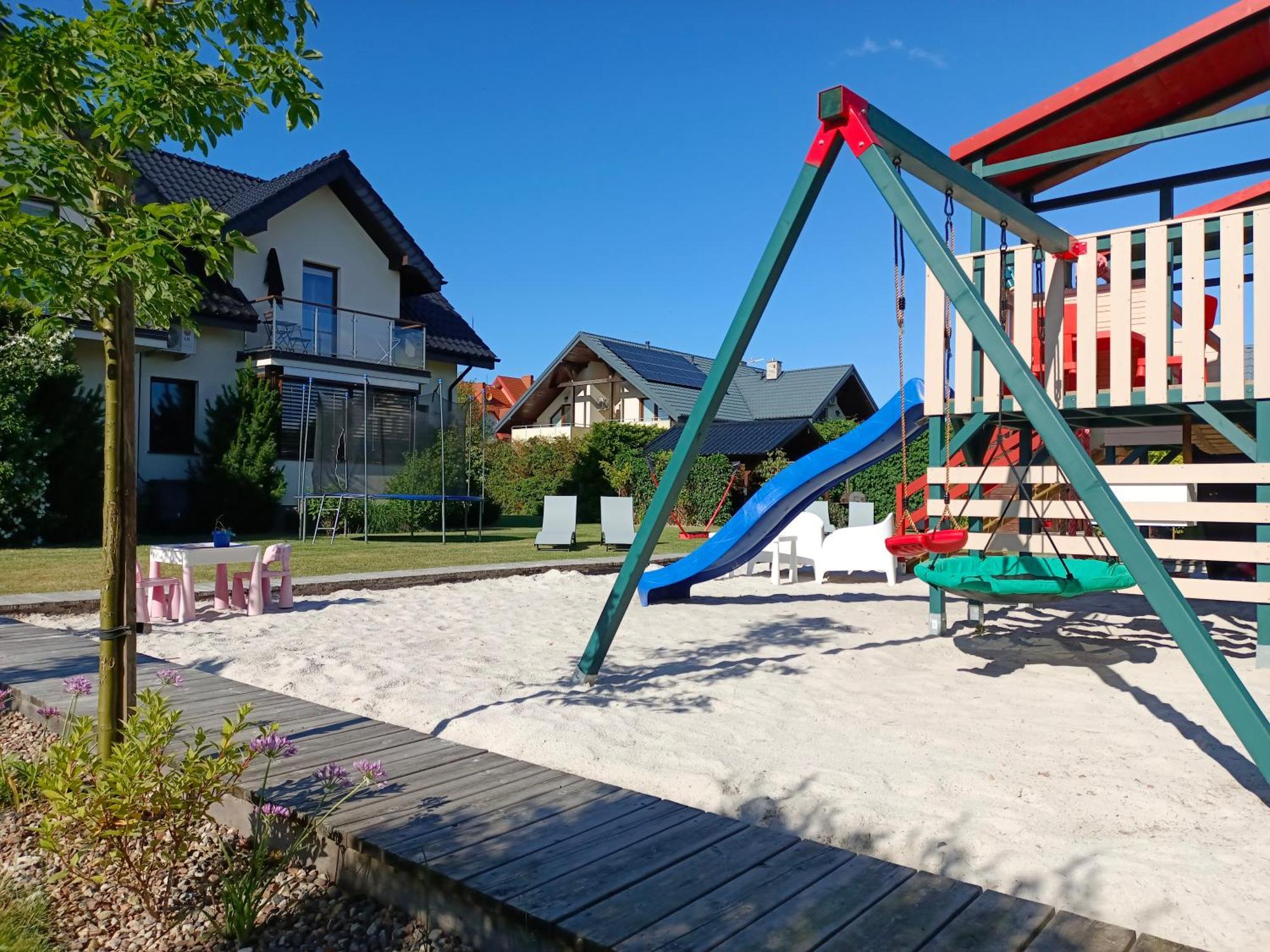 Villa Cork Dębki Exterior foto